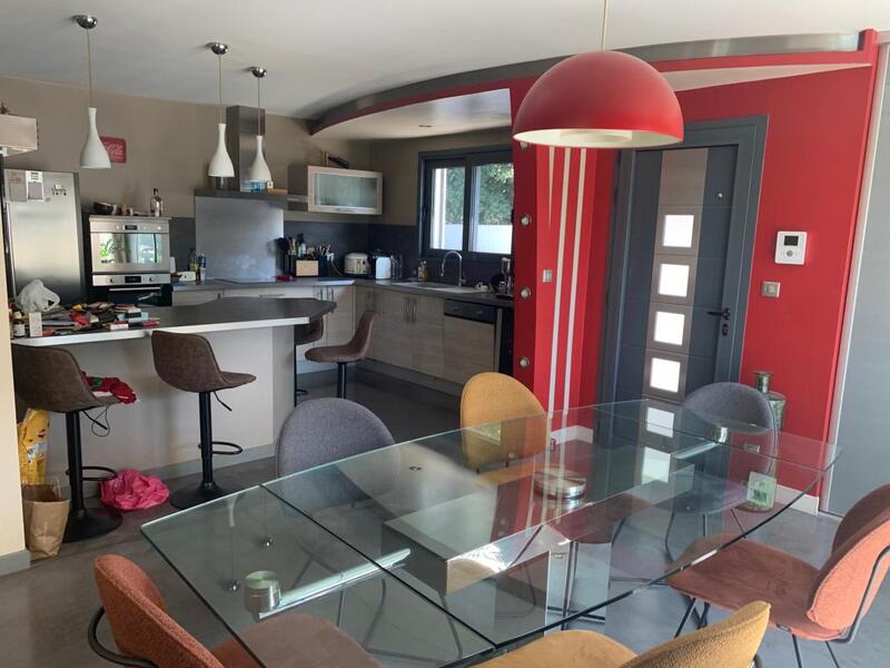 Villa - 130 m² - 5 pièces