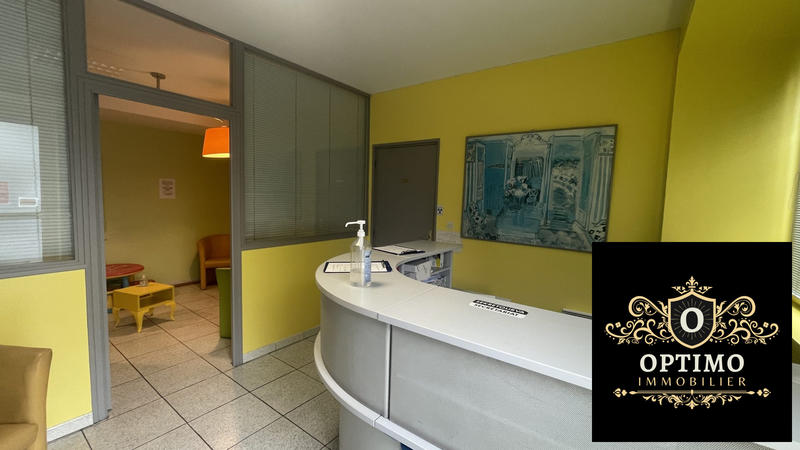 Local d'activités - 80 m² - 4 pièces