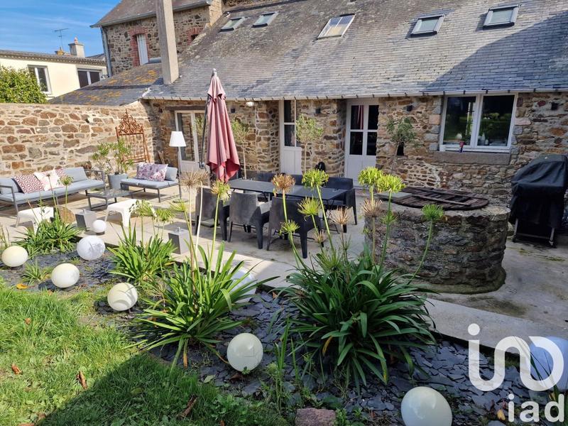 Maison - 205 m² - 9 pièces