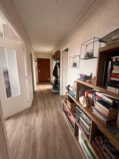 Appartement - 79 m² - 4 pièces