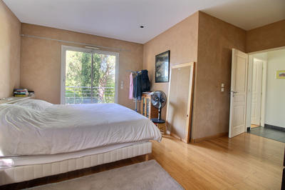 Villa - 330 m² - 7 pièces