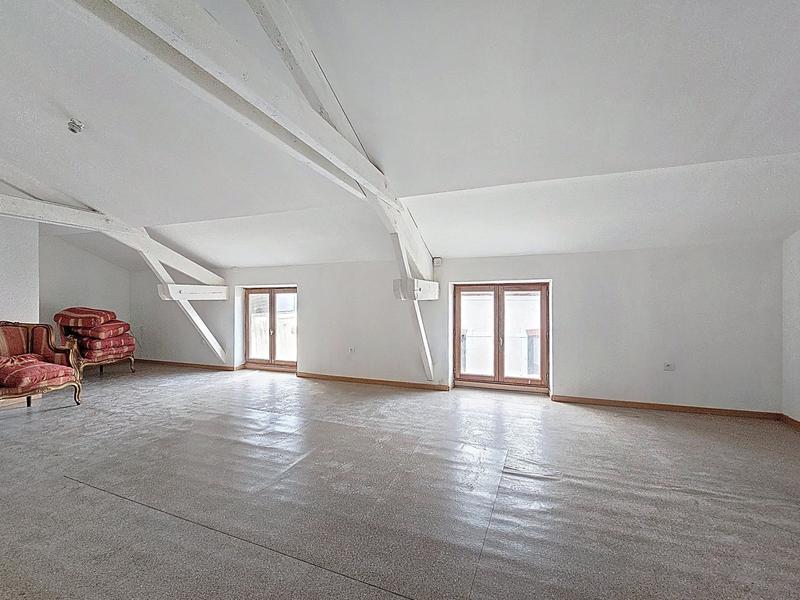 Maison - 150 m² - 4 pièces