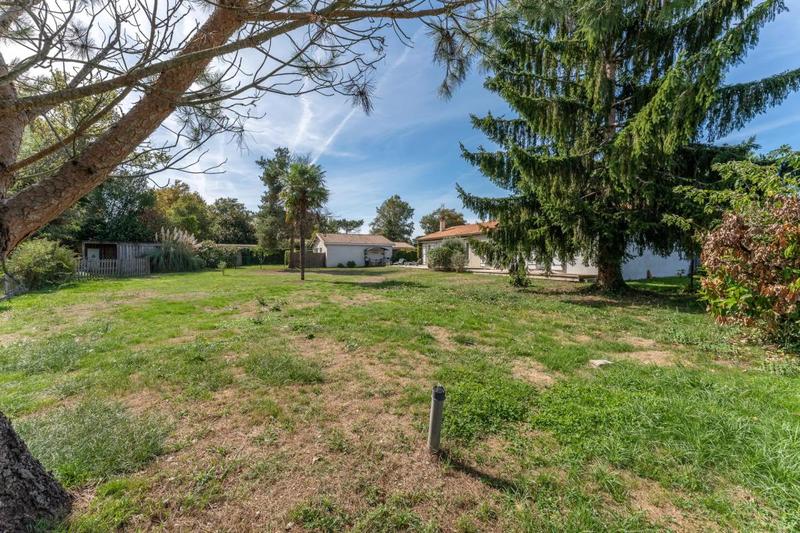 Maison - 180 m² - 8 pièces