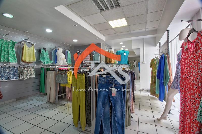 Bureau - 98 m² - 1 pièce