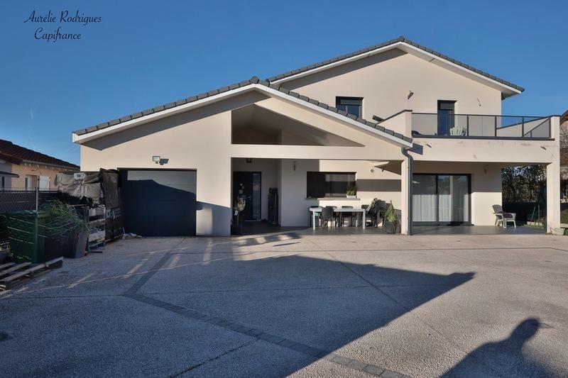 Maison - 194 m² - 7 pièces