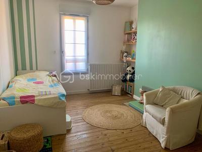 Maison - 159 m² - 5 pièces