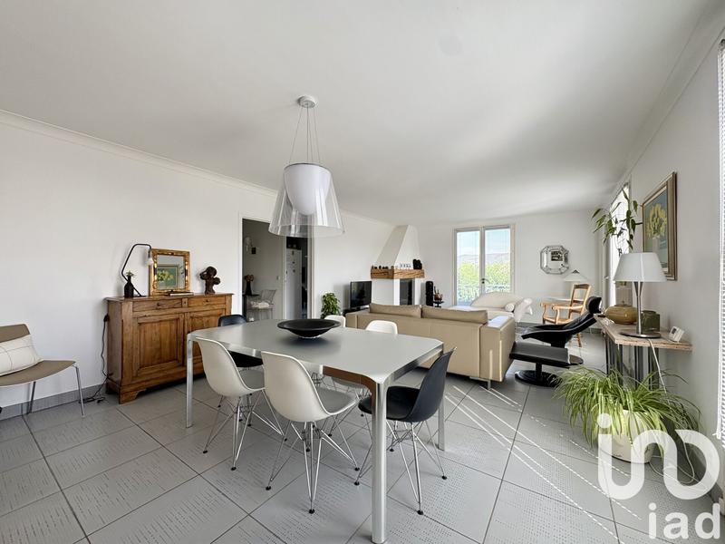 Maison - 209 m² - 6 pièces