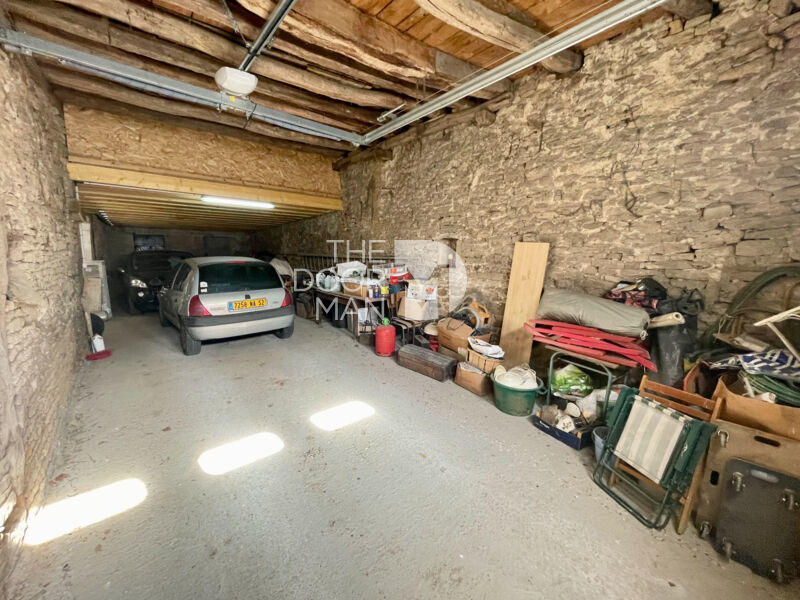 Maison - 198 m² - 6 pièces