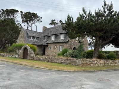 Maison - 134 m² - 8 pièces