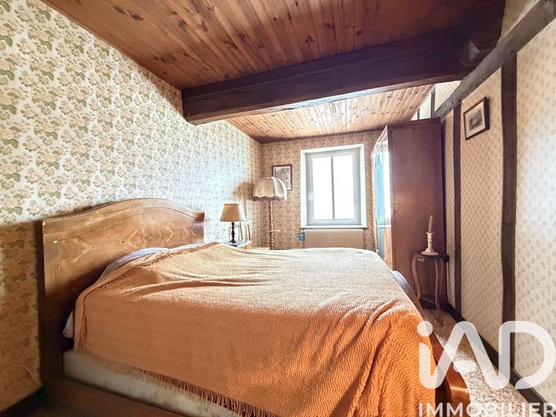 Maison de campagne - 200 m² - 5 pièces