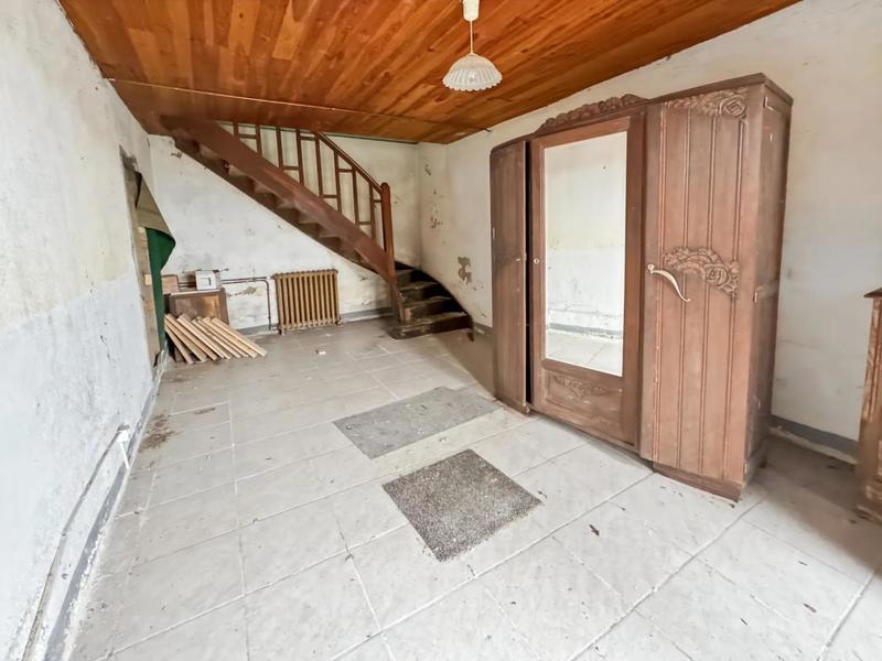 Propriété - 210 m² - 8 pièces