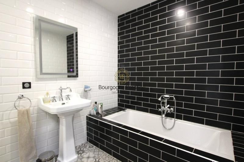 Loft - 160 m² - 5 pièces