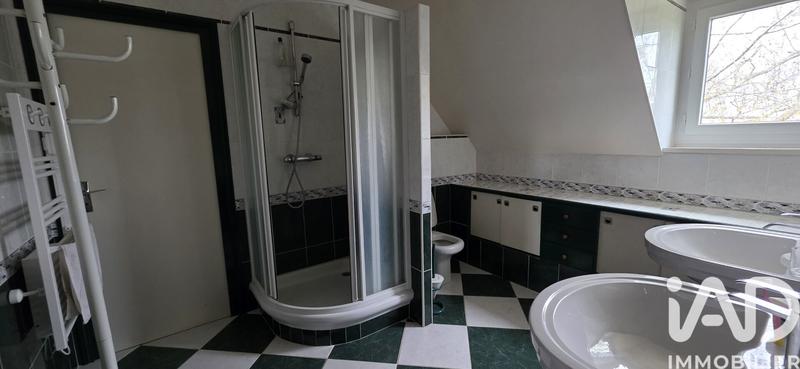 Maison - 167 m² - 6 pièces