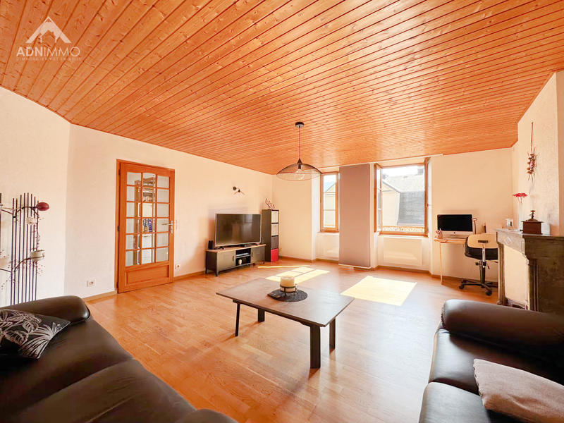 Appartement - 165 m² - 4 pièces