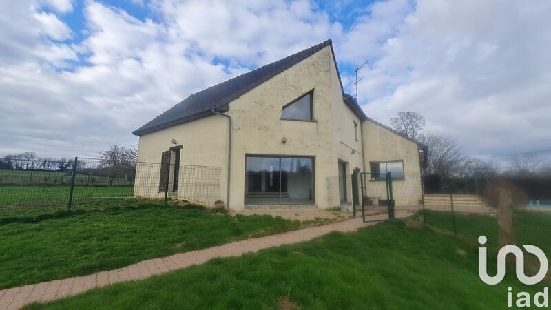 Maison - 240 m² - 9 pièces