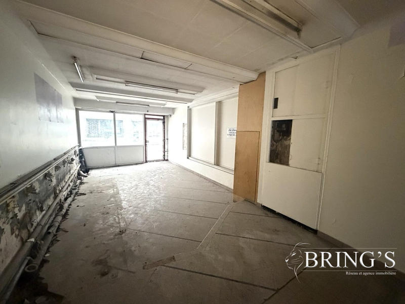 Maison traditionnelle - 202 m² - 7 pièces