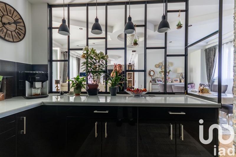 Maison de village - 200 m² - 9 pièces