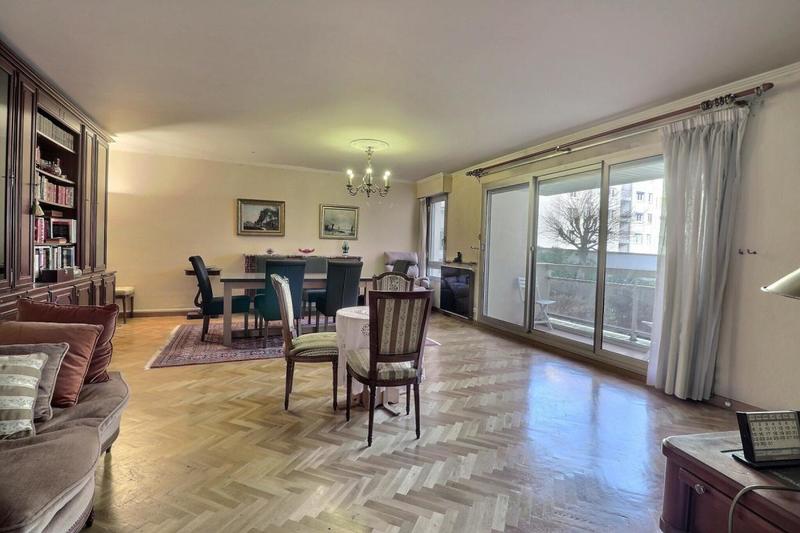 Appartement - 115 m² - 5 pièces