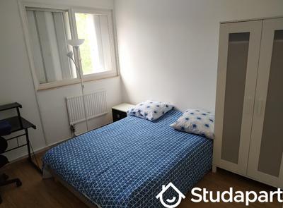 Chambre - 9 m² - 1 pièce