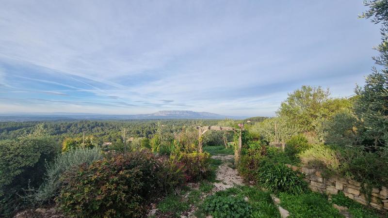 Maison - 112 m² - 4 pièces