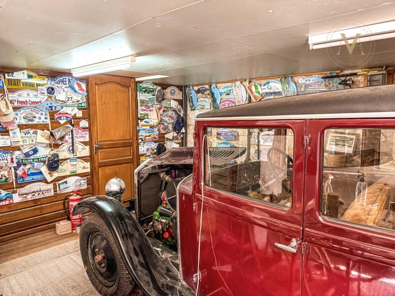 Corps de ferme - 230 m² - 9 pièces