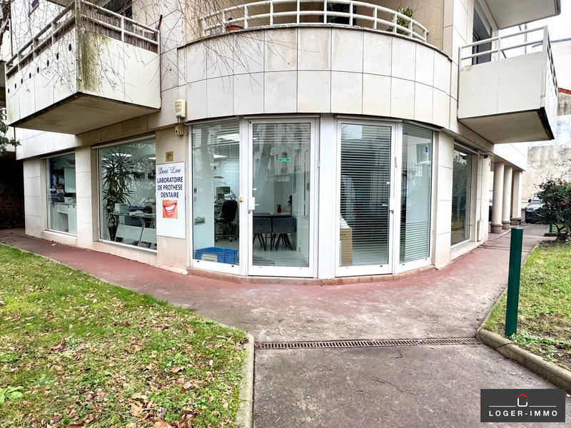 Local commercial - 81 m²