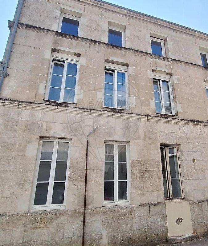 Immeuble - 236 m² - 6 pièces