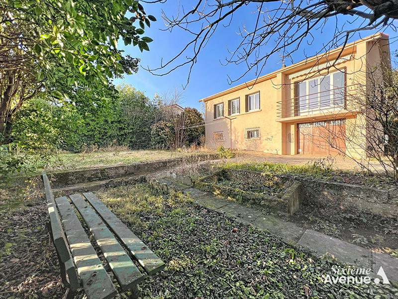 Maison - 107 m² - 5 pièces