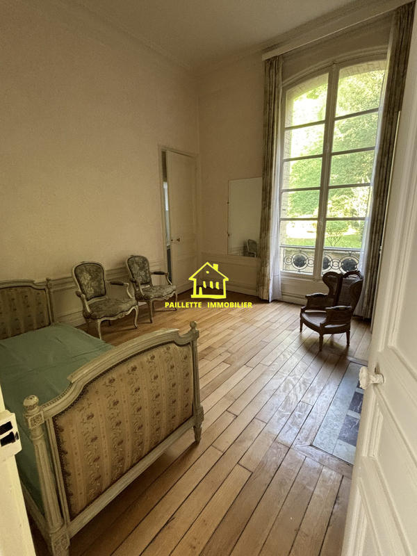 Appartement - 203 m² - 5 pièces