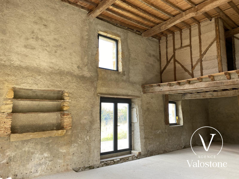 Maison - 264 m² - 6 pièces