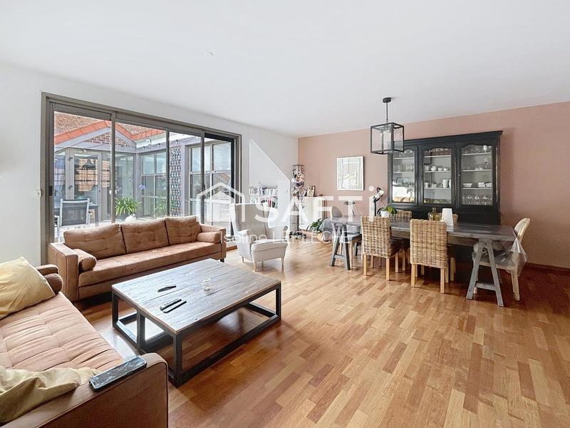 Maison de ville - 150 m² - 6 pièces