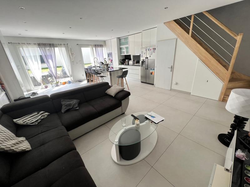 Maison contemporaine - 100 m² - 6 pièces