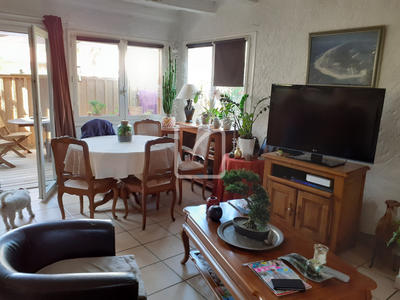 Villa - 80 m² - 4 pièces