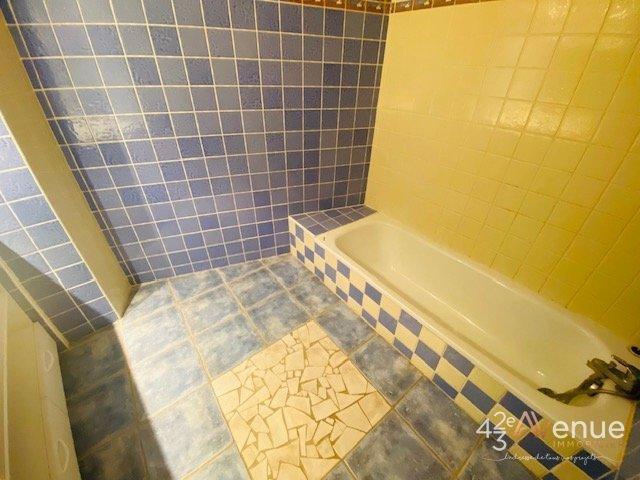 Appartement - 107 m² - 5 pièces