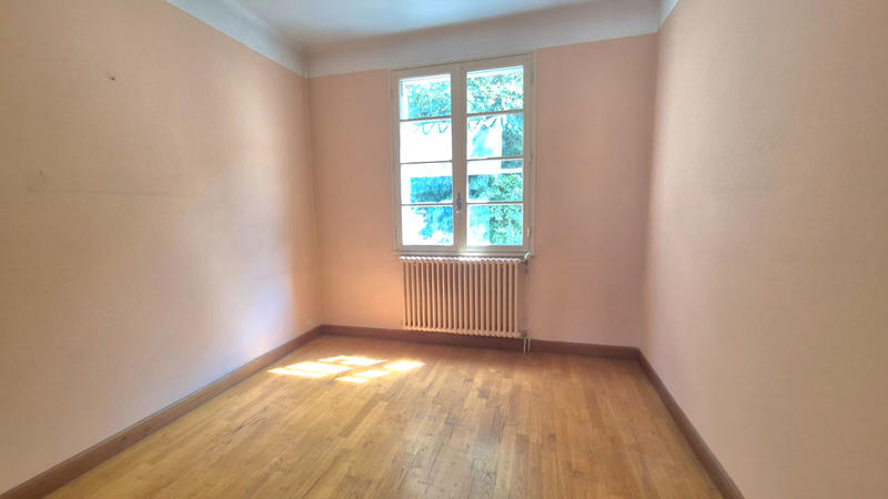 Maison - 219 m² - 7 pièces