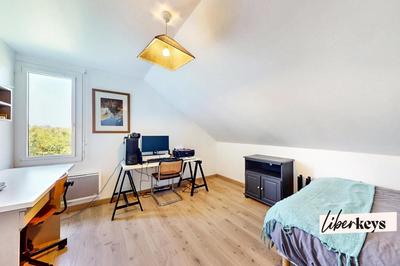 Appartement - 97 m² - 4 pièces