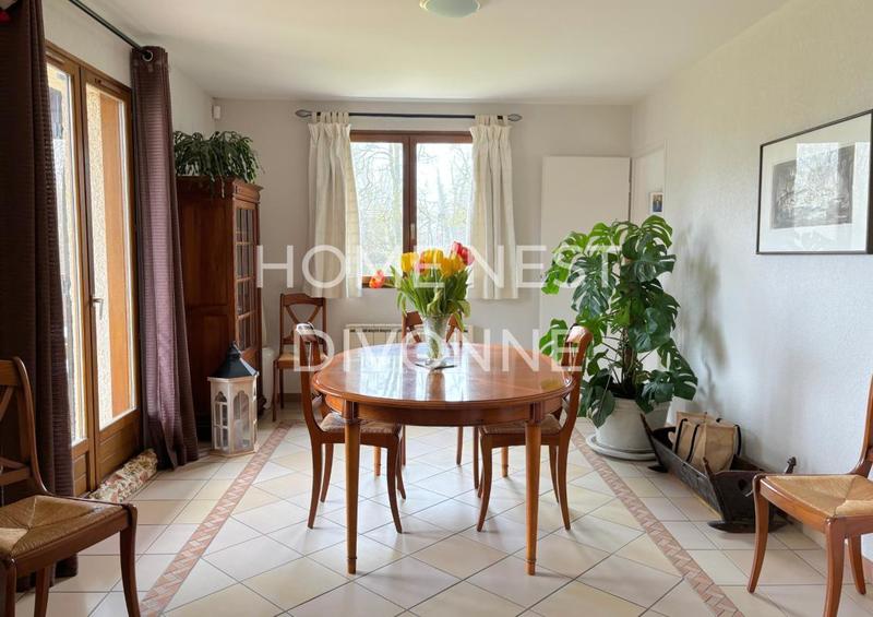 Maison - 177 m² - 7 pièces