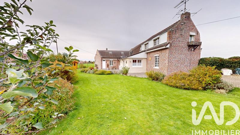 Maison - 180 m² - 8 pièces