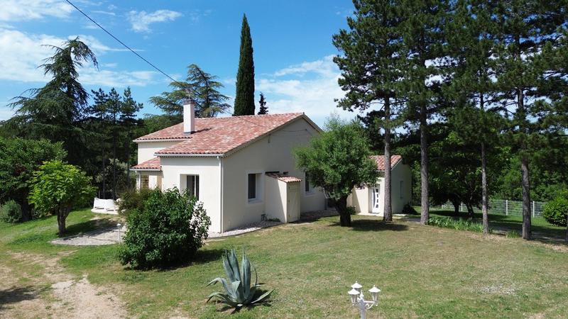 Maison - 120 m² - 6 pièces