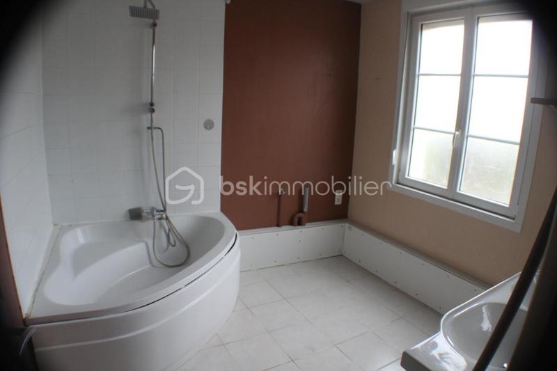 Maison - 104 m² - 5 pièces