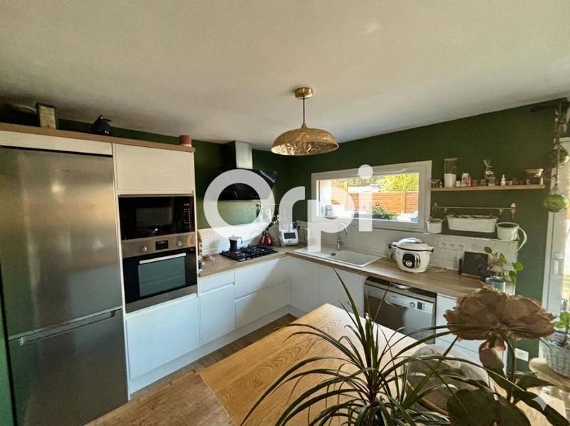 Maison - 110 m² - 4 pièces