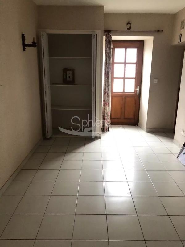 Maison de village - 175 m² - 11 pièces