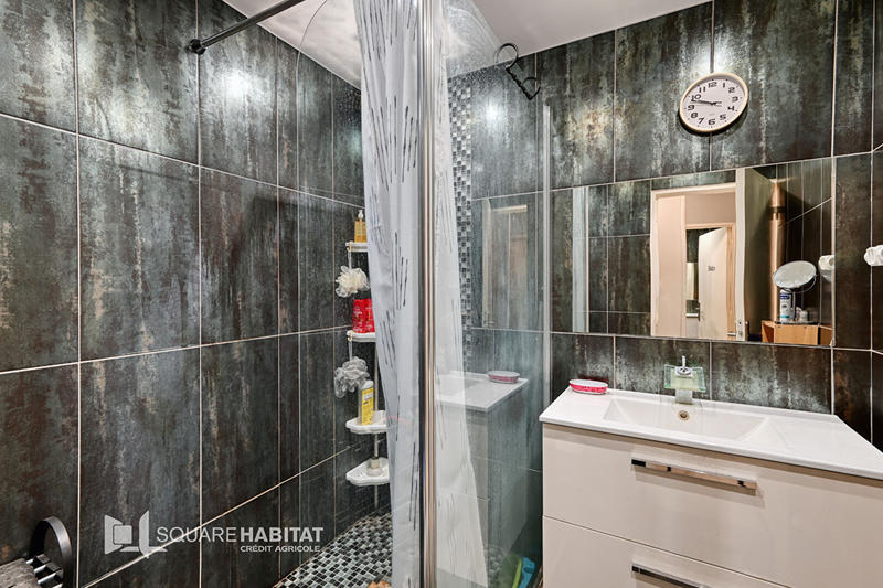 Appartement - 95 m² - 5 pièces