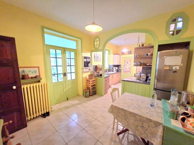 Maison - 170 m² - 5 pièces