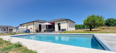 Maison - 103 m² - 5 pièces