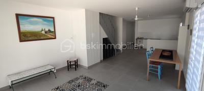 Maison - 95 m² - 4 pièces