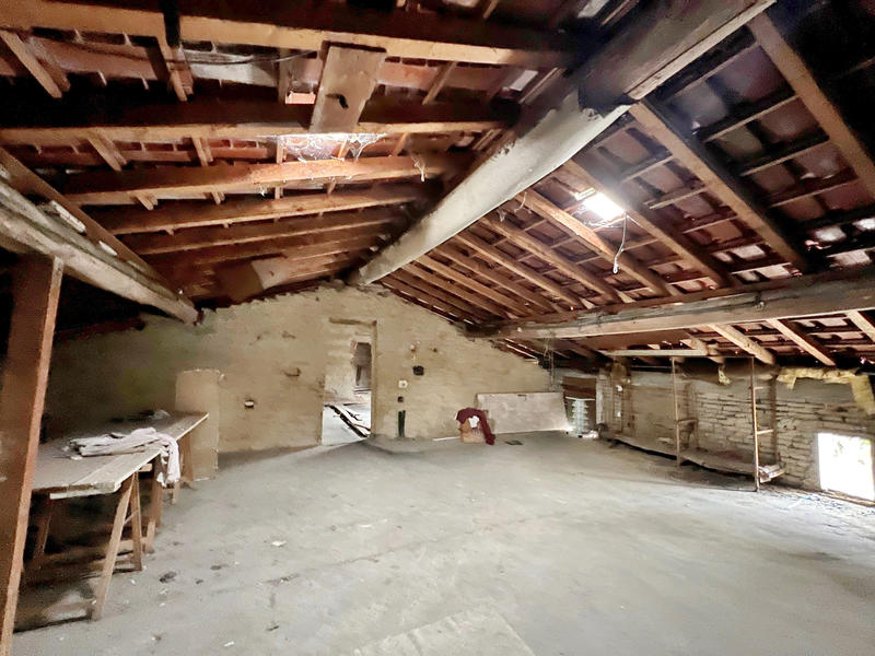 Maison - 182 m² - 7 pièces