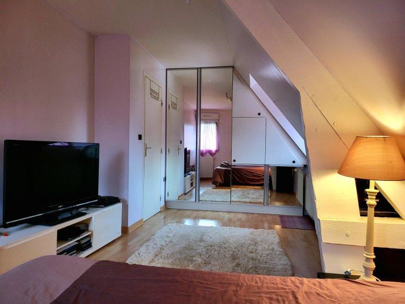 Maison - 200 m² - 7 pièces