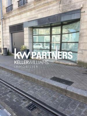 Local commercial - 254 m²