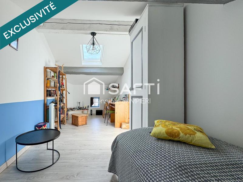 Maison - 177 m² - 7 pièces